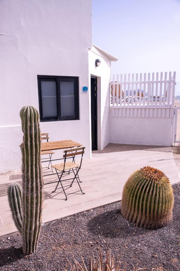 Apartamentos Punta Elena Beach Коральео Экстерьер фото