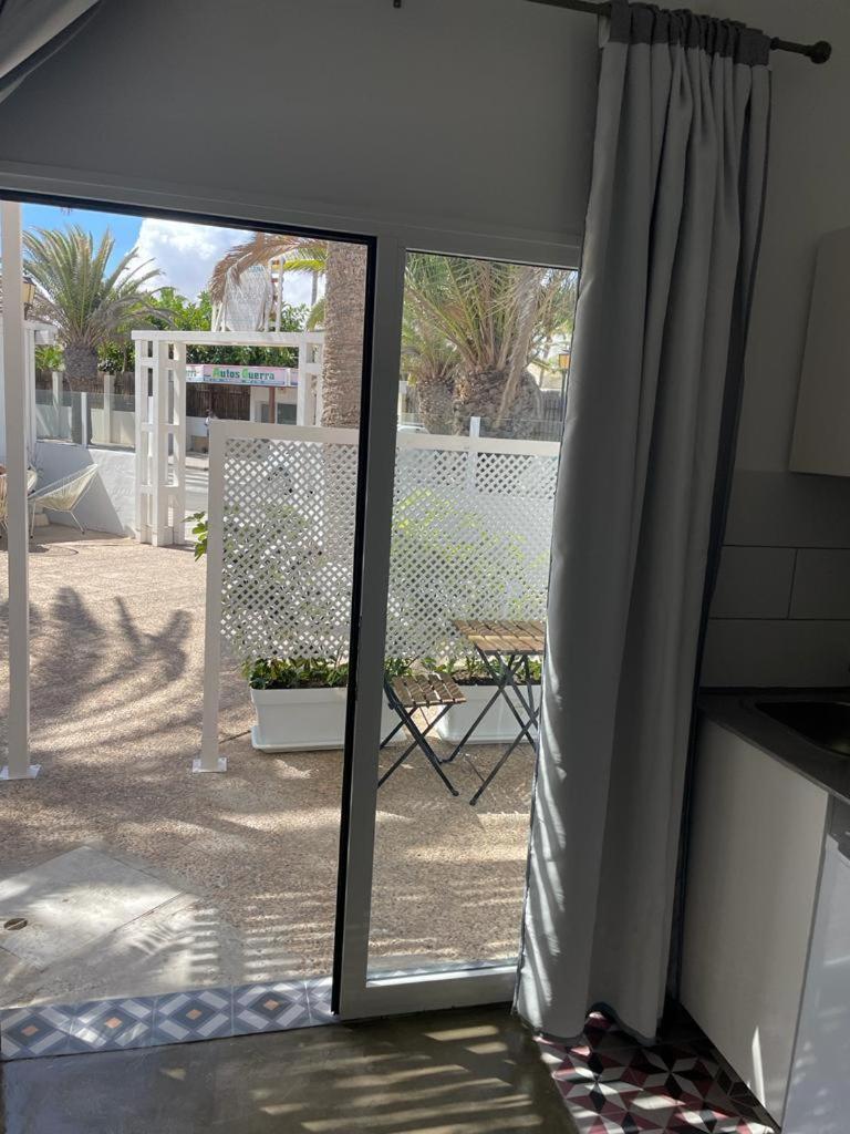 Apartamentos Punta Elena Beach Коральео Экстерьер фото
