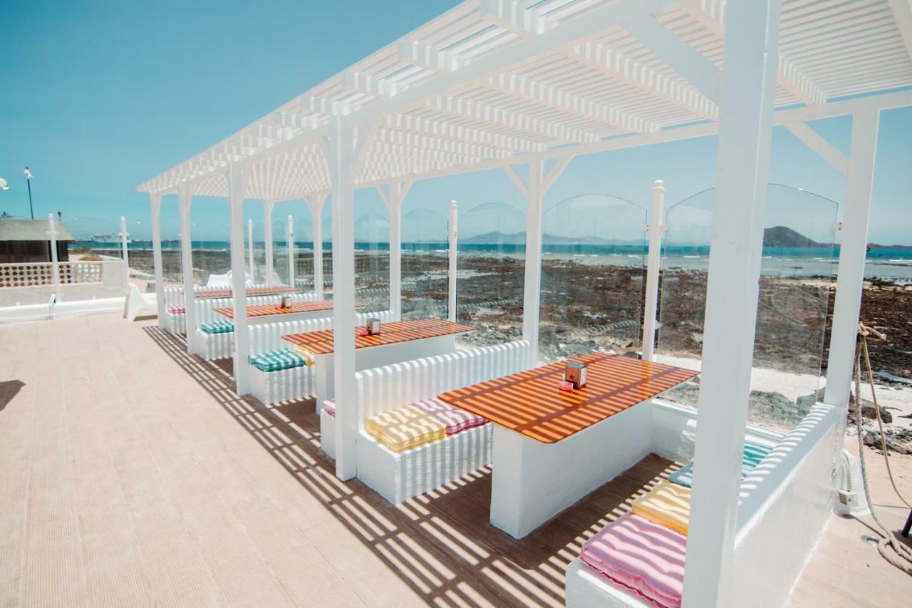 Apartamentos Punta Elena Beach Коральео Экстерьер фото
