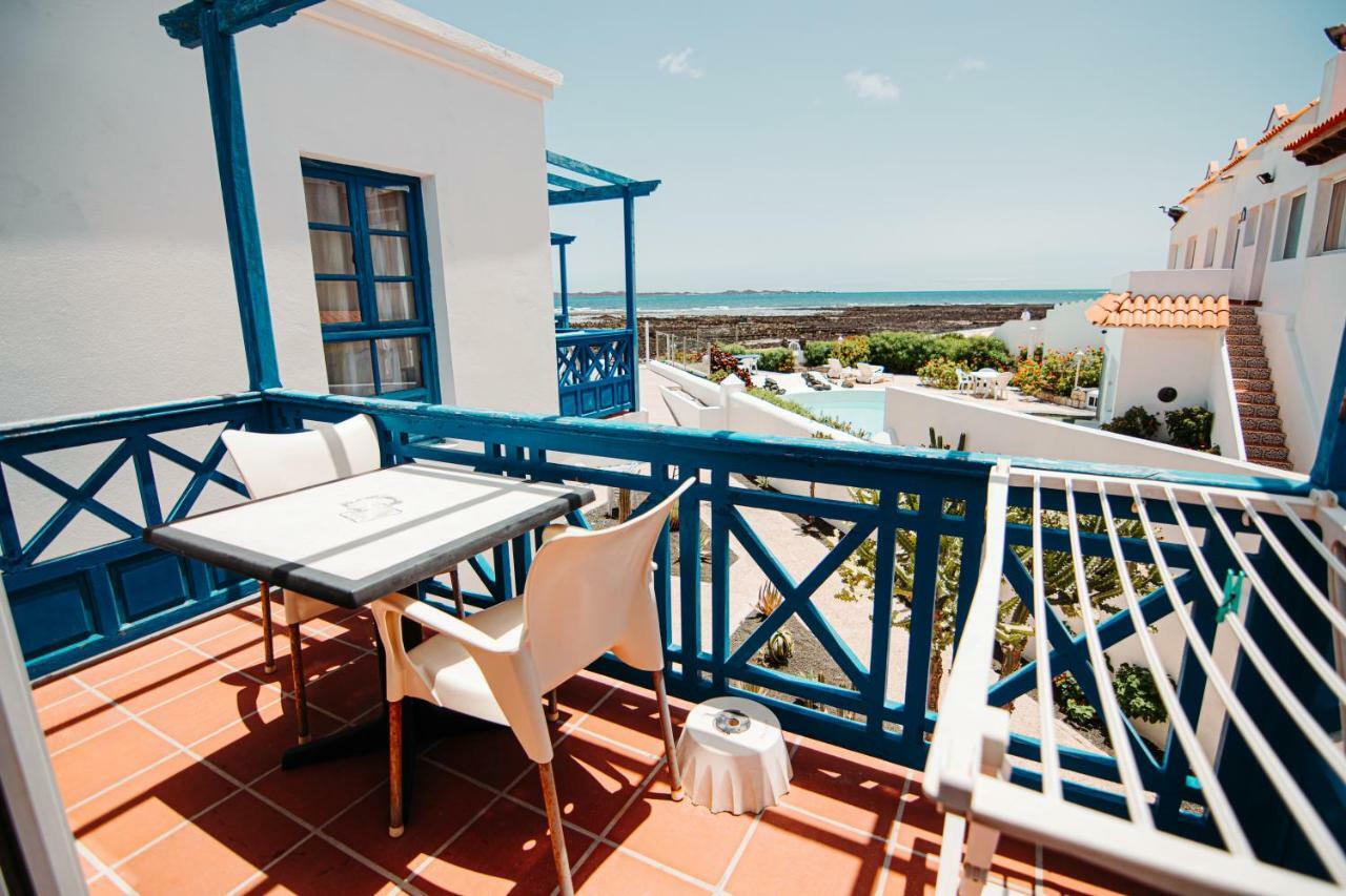 Apartamentos Punta Elena Beach Коральео Экстерьер фото